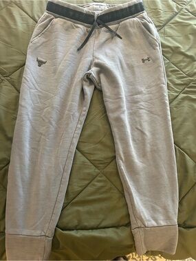 LG Under Armour Black Fleece Sweatpants Interior View